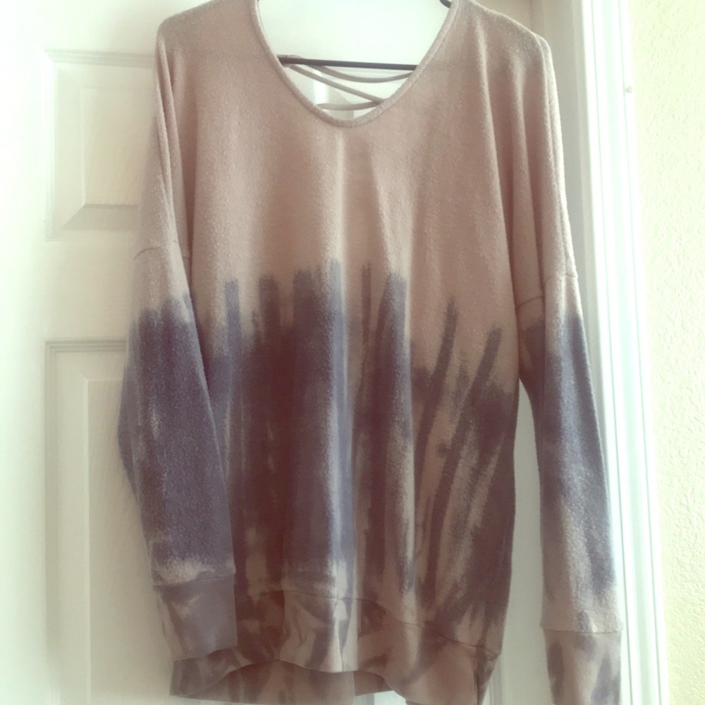 Tie dye lace down back sweater small